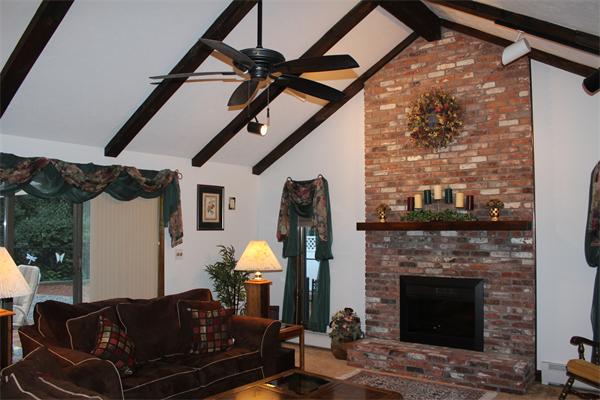 18 Criterion Road Reading, MA 01867 - Photo 5 of 13 Gallery Image 5