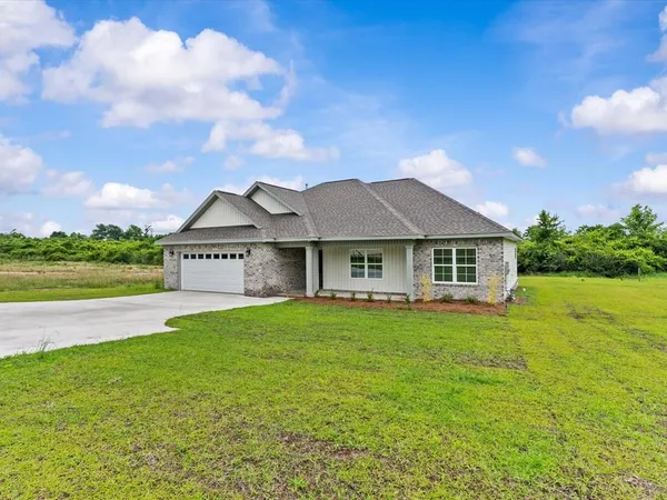 $295,000 | 562 North John Street, New Brockton, AL 36351