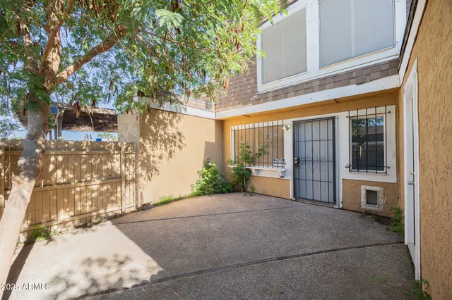 $1,395 | 8445 North 34th Avenue, Phoenix, AZ 85051