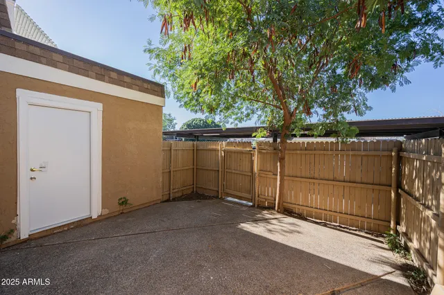 $1,395 | 8445 North 34th Avenue, Phoenix, AZ 85051