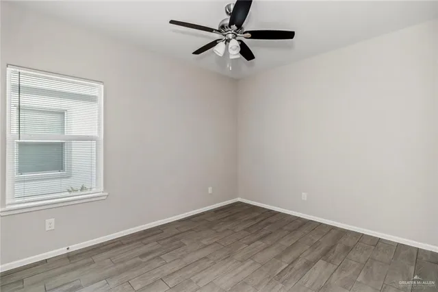 $985 | 1204 Shavano Drive, Unit 5, Edinburg, TX 78541