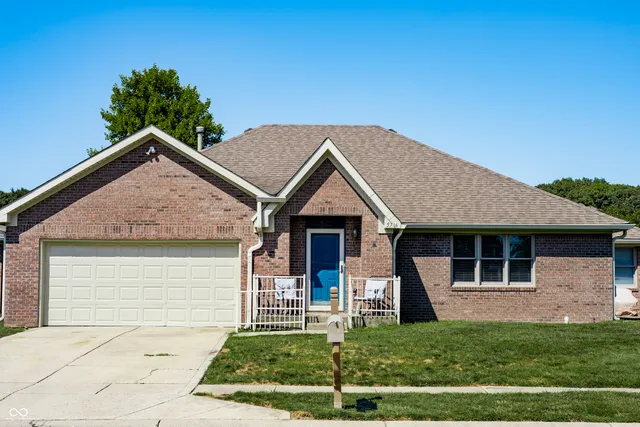 $279,900 | 5716 Kensington Boulevard, Plainfield, IN 46168