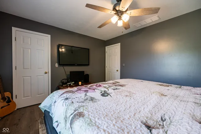 $279,900 | 5716 Kensington Boulevard, Plainfield, IN 46168