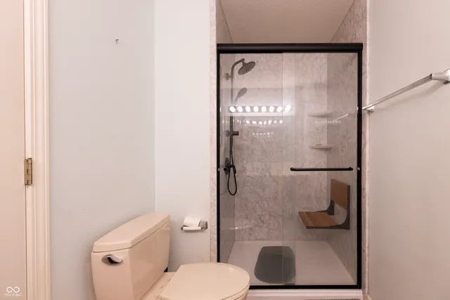 $279,900 | 5716 Kensington Boulevard, Plainfield, IN 46168