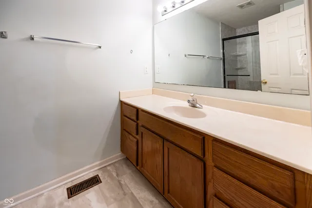 $279,900 | 5716 Kensington Boulevard, Plainfield, IN 46168