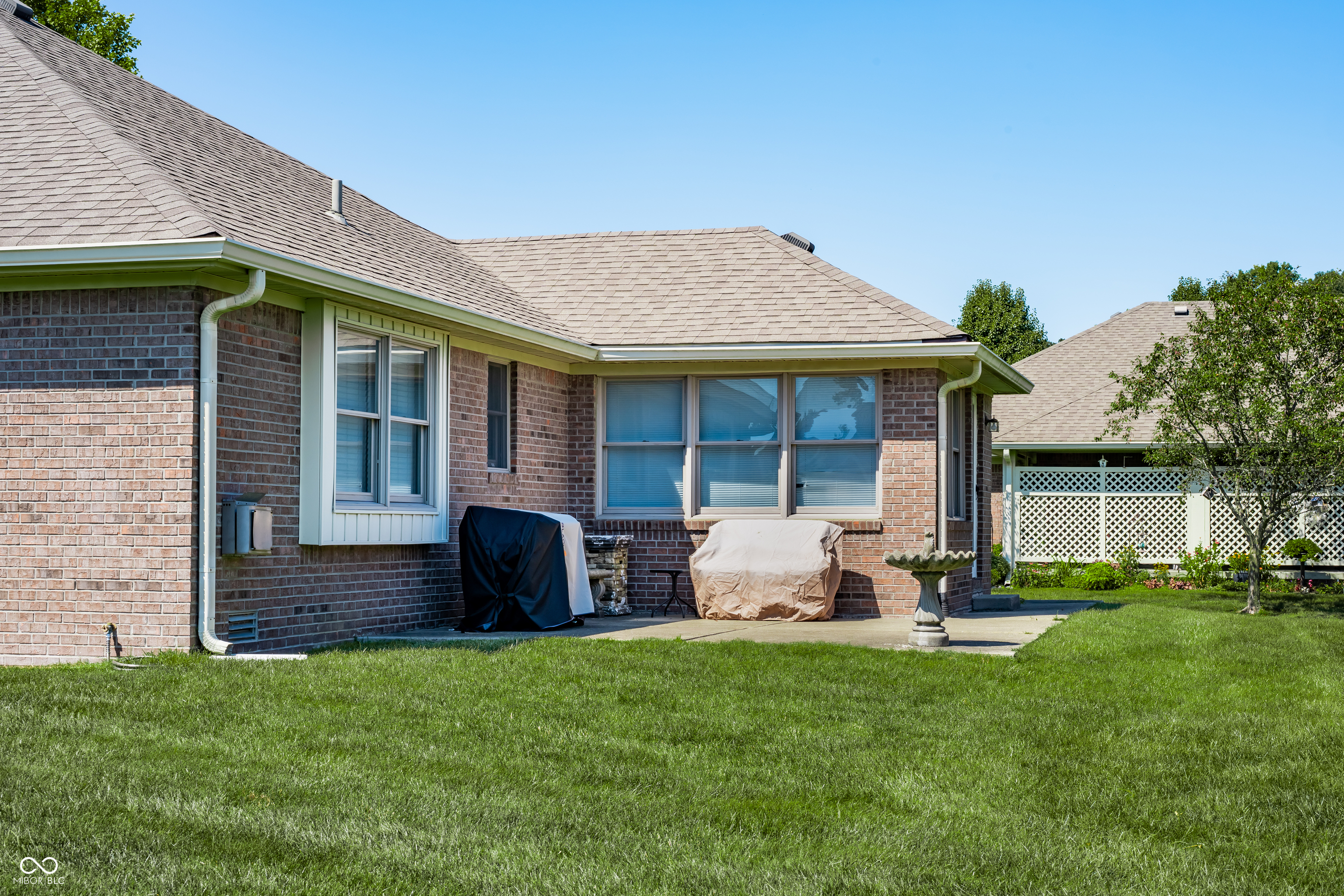 5716 Kensington Boulevard Plainfield, IN 46168 - Photo 3 of 37