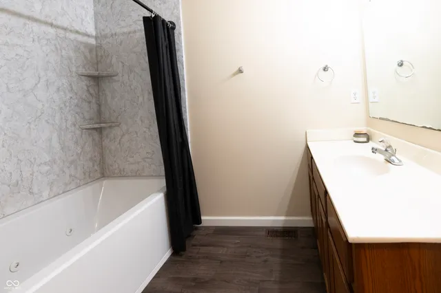 $279,900 | 5716 Kensington Boulevard, Plainfield, IN 46168