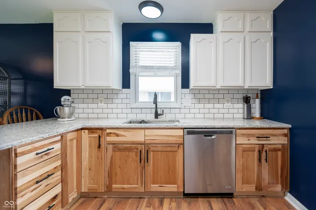 $279,900 | 5716 Kensington Boulevard, Plainfield, IN 46168