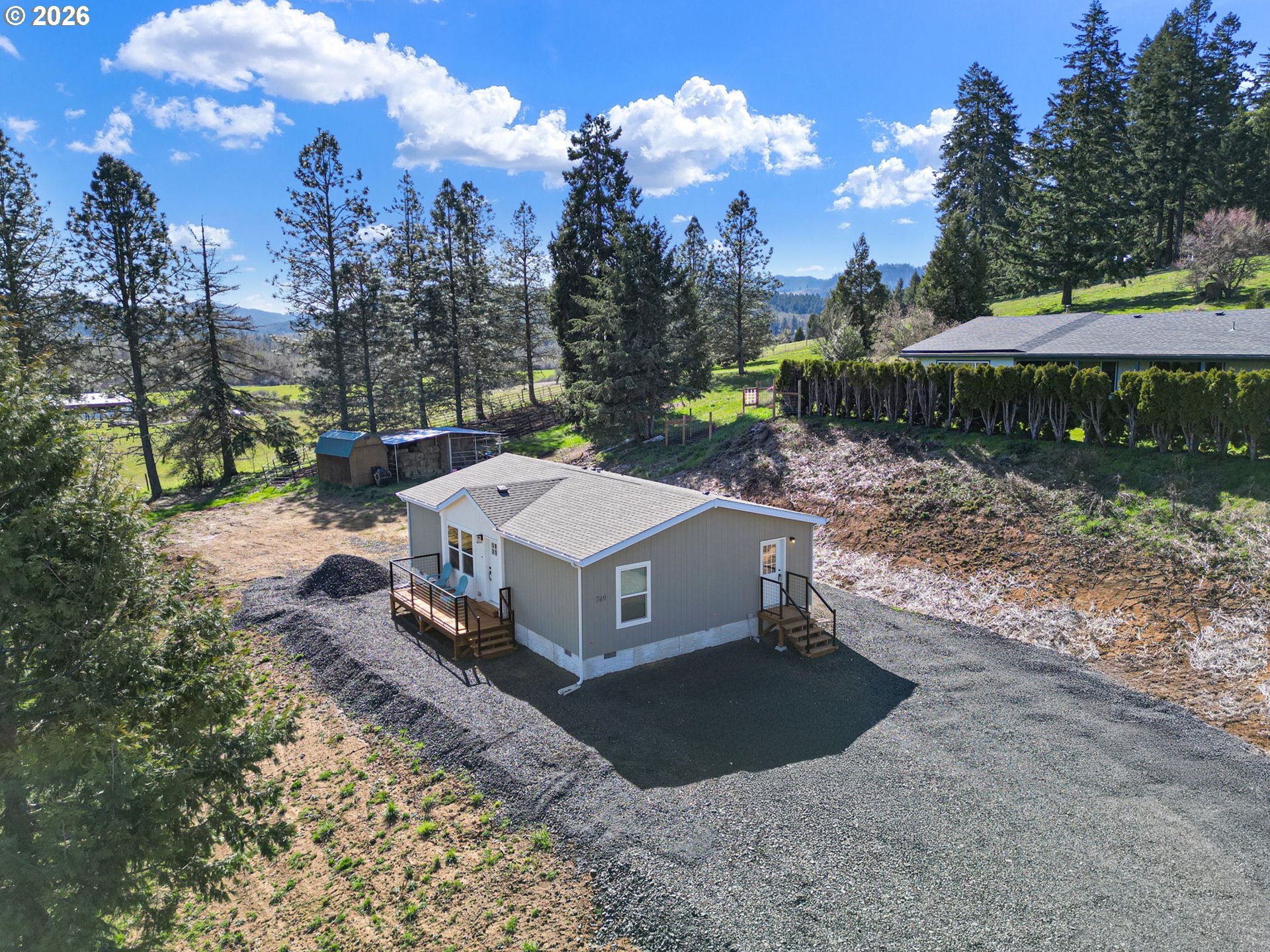 749 Douglas Street Yoncalla, OR 97499 - Photo 2 of 47