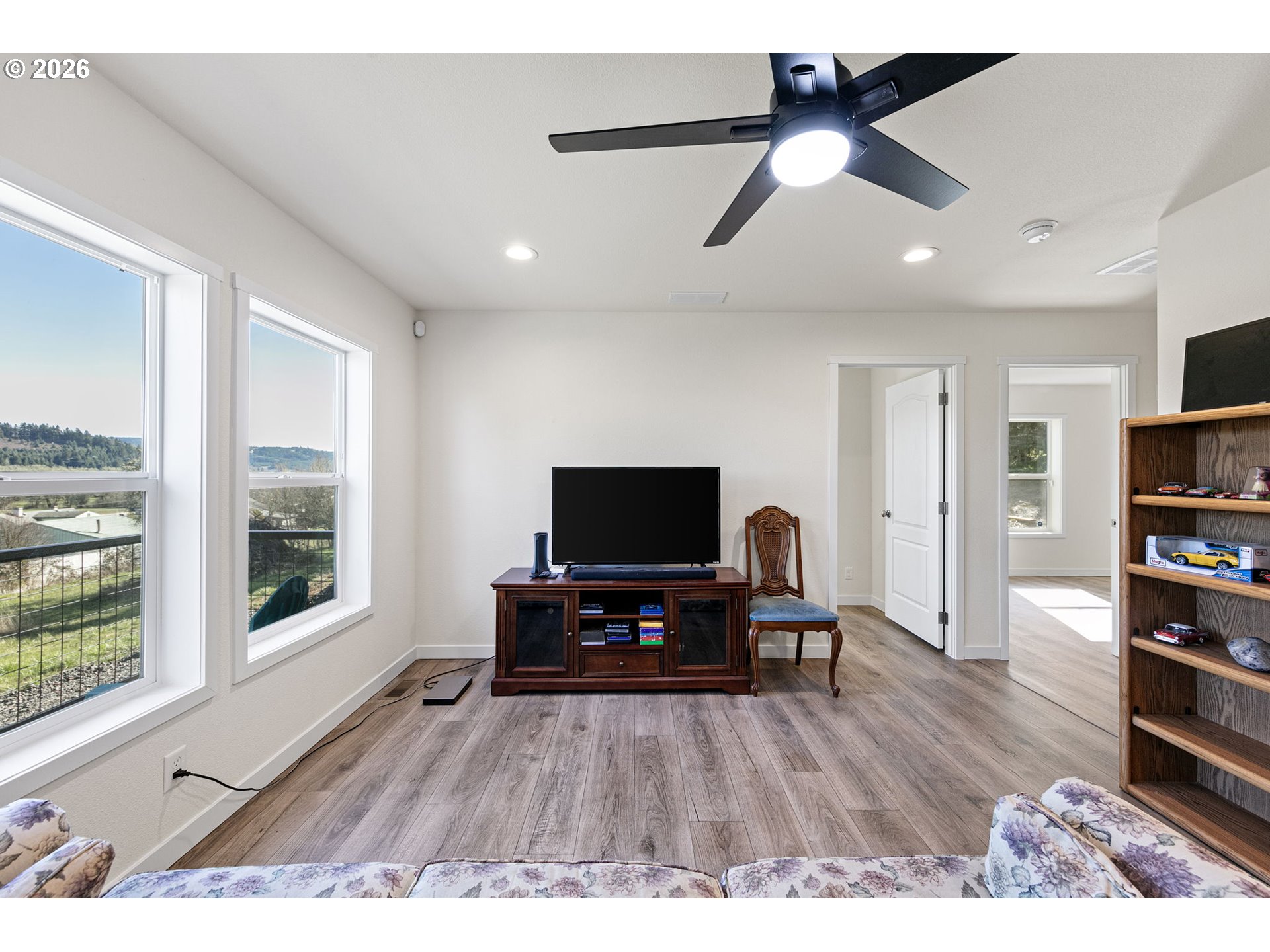 749 Douglas Street Yoncalla, OR 97499 - Photo 26 of 47