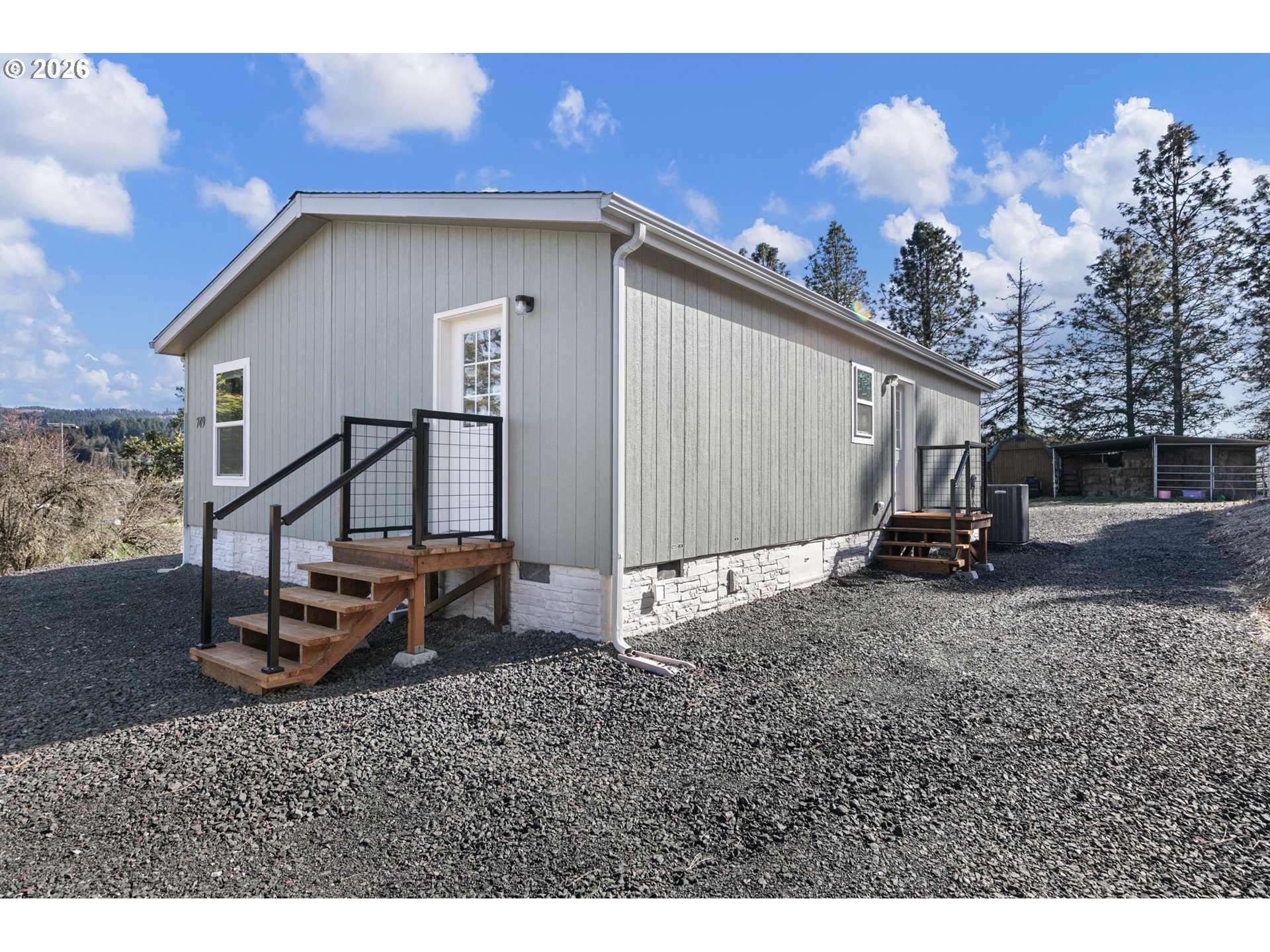 749 Douglas Street Yoncalla, OR 97499 - Photo 7 of 47