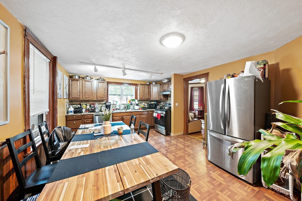 22-24 Bentham Road Boston, MA 02122 - Photo 17 of 30