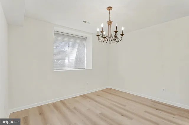 $2,300 | 13 Mullingar Court, Unit 102, Lutherville-Timonium, MD 21093