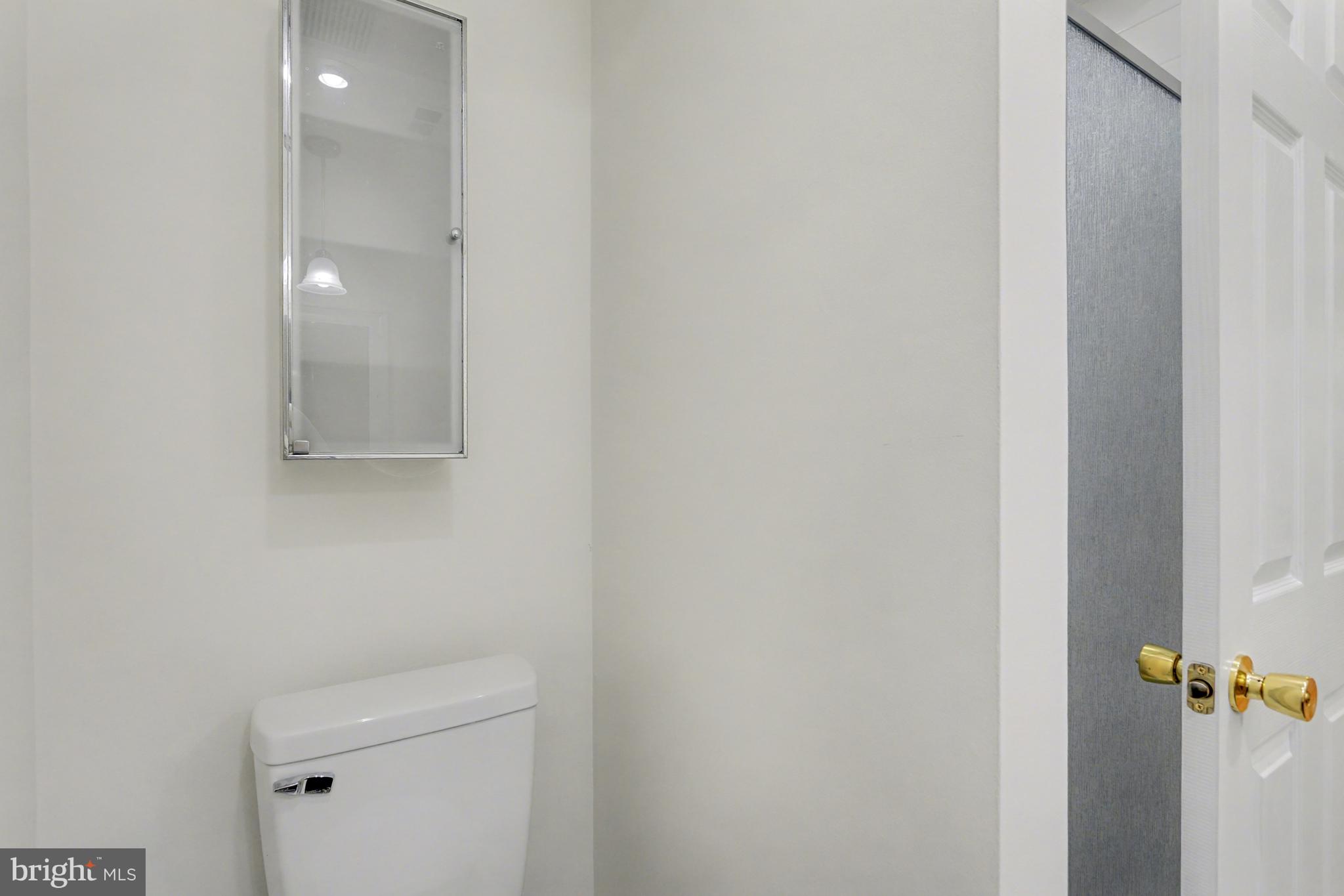 13 Mullingar Court, Unit 102 Lutherville-Timonium, MD 21093 - Photo 18 of 27