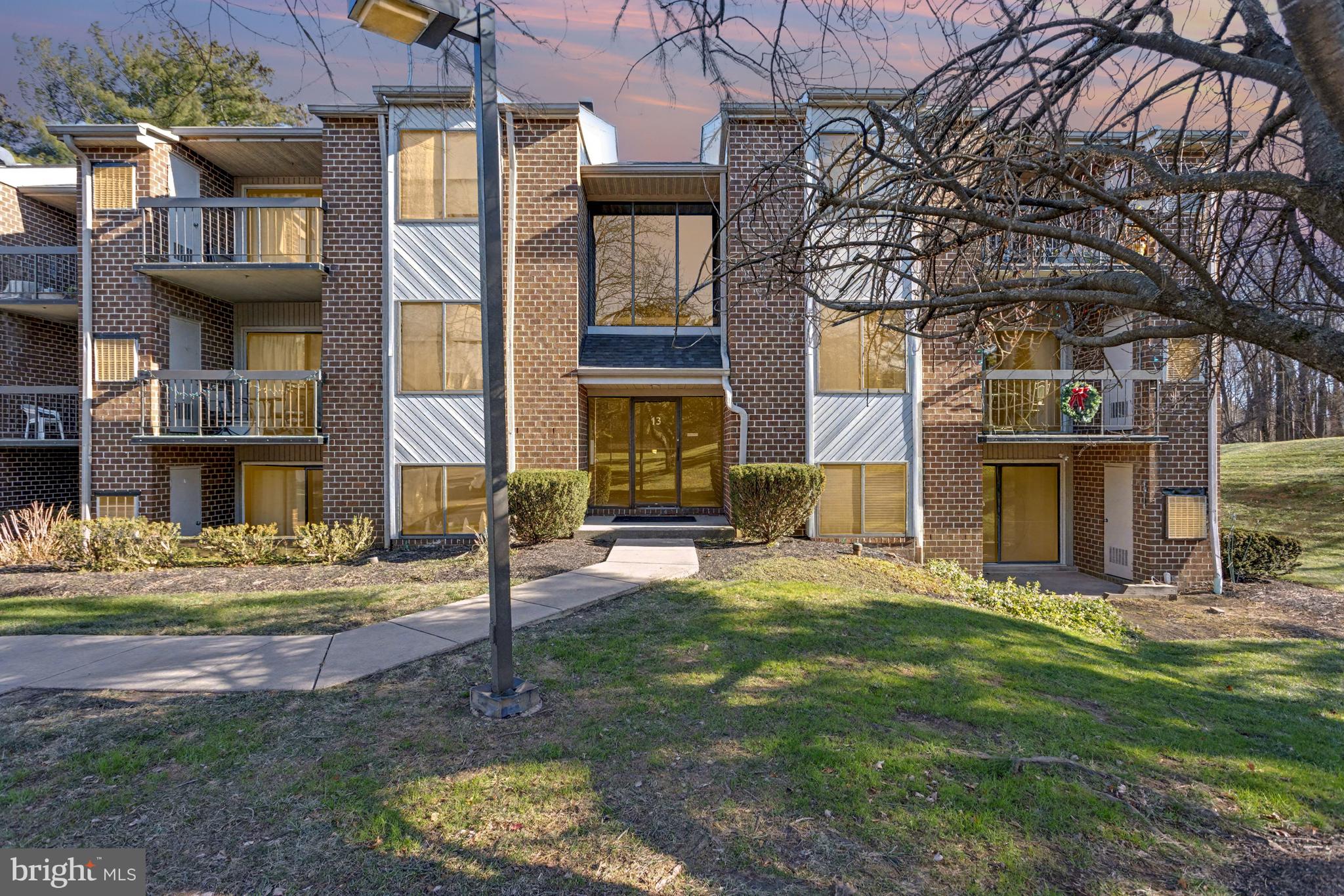 13 Mullingar Court, Unit 102 Lutherville-Timonium, MD 21093 - Photo 2 of 27