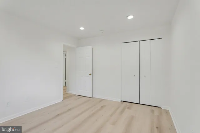 $2,300 | 13 Mullingar Court, Unit 102, Lutherville-Timonium, MD 21093