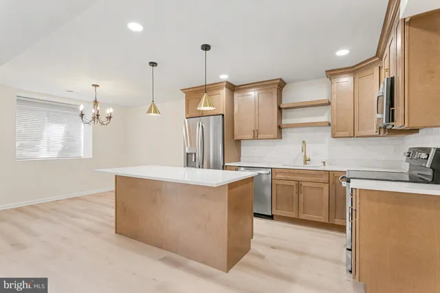 $2,300 | 13 Mullingar Court, Unit 102, Lutherville-Timonium, MD 21093