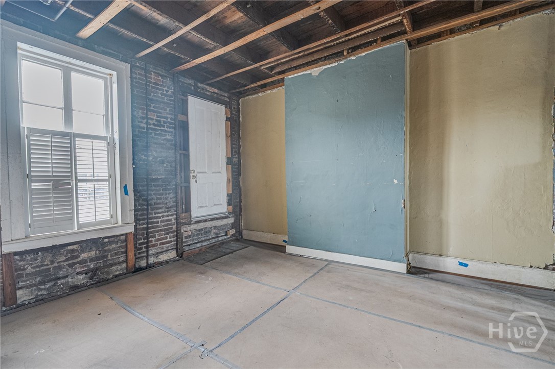 109 West Gordon Street Savannah, GA 31401 - Photo 12 of 39