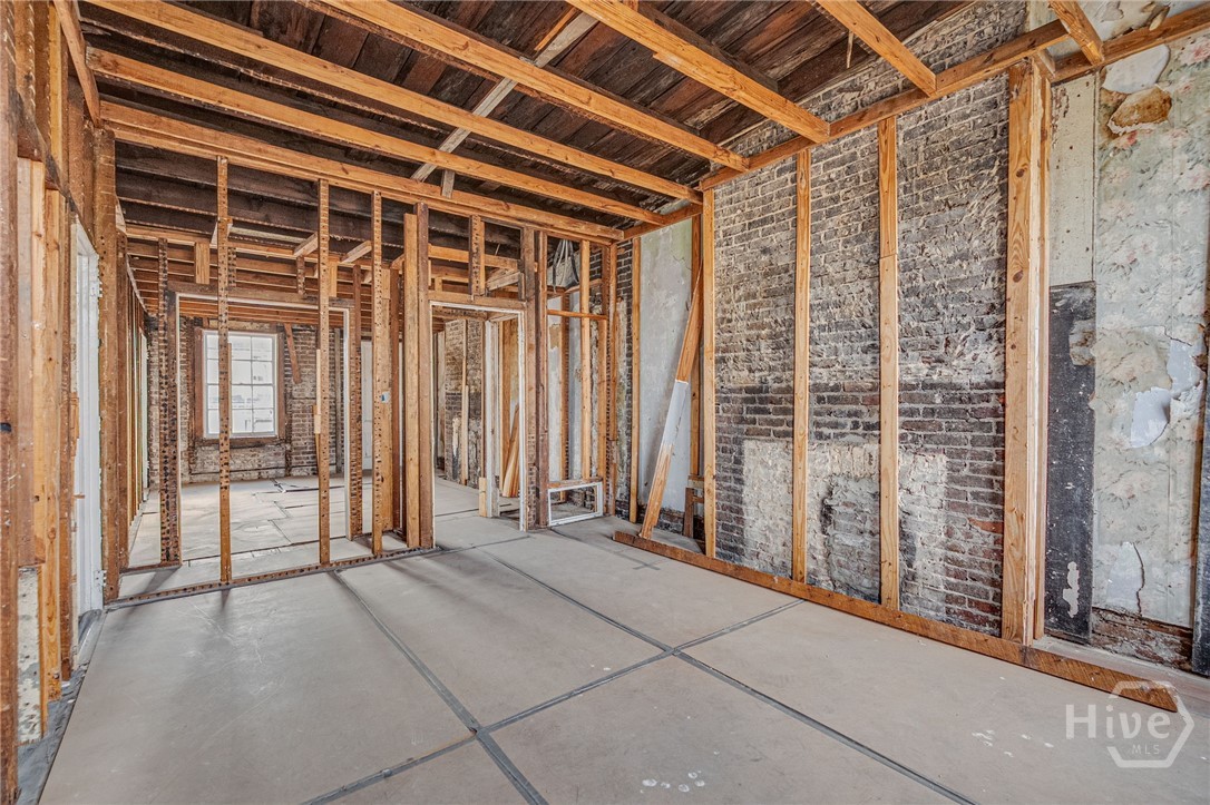 109 West Gordon Street Savannah, GA 31401 - Photo 18 of 39