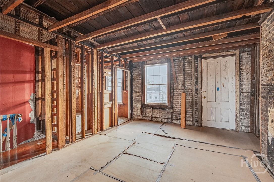 109 West Gordon Street Savannah, GA 31401 - Photo 19 of 39