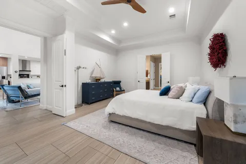 $1,950,000 | 2024 University Club Drive, Austin, TX 78732