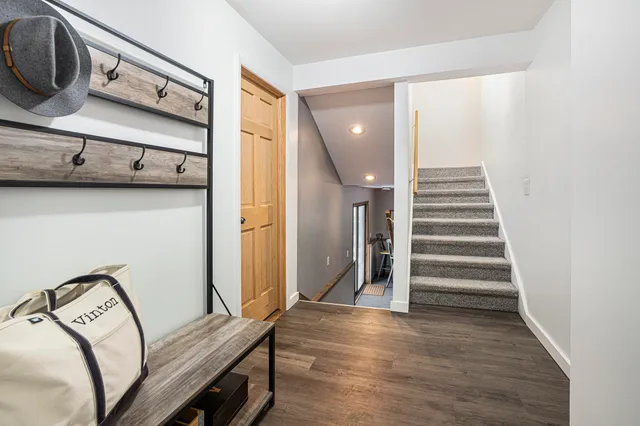 $349,000 | 18689 West Spring Lake Road, Spring Lake, MI 49456