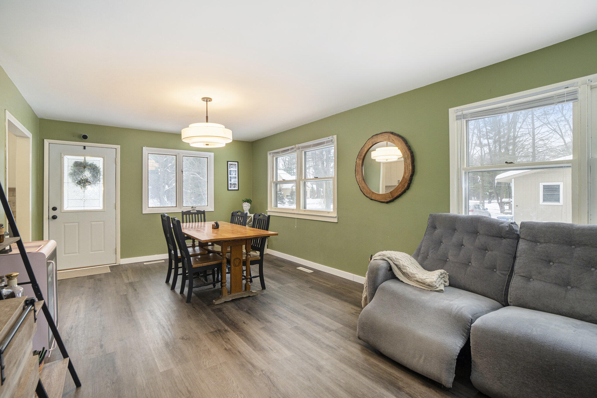 18689 West Spring Lake Road Spring Lake, MI 49456 - Photo 5 of 27 006_dng09666_852