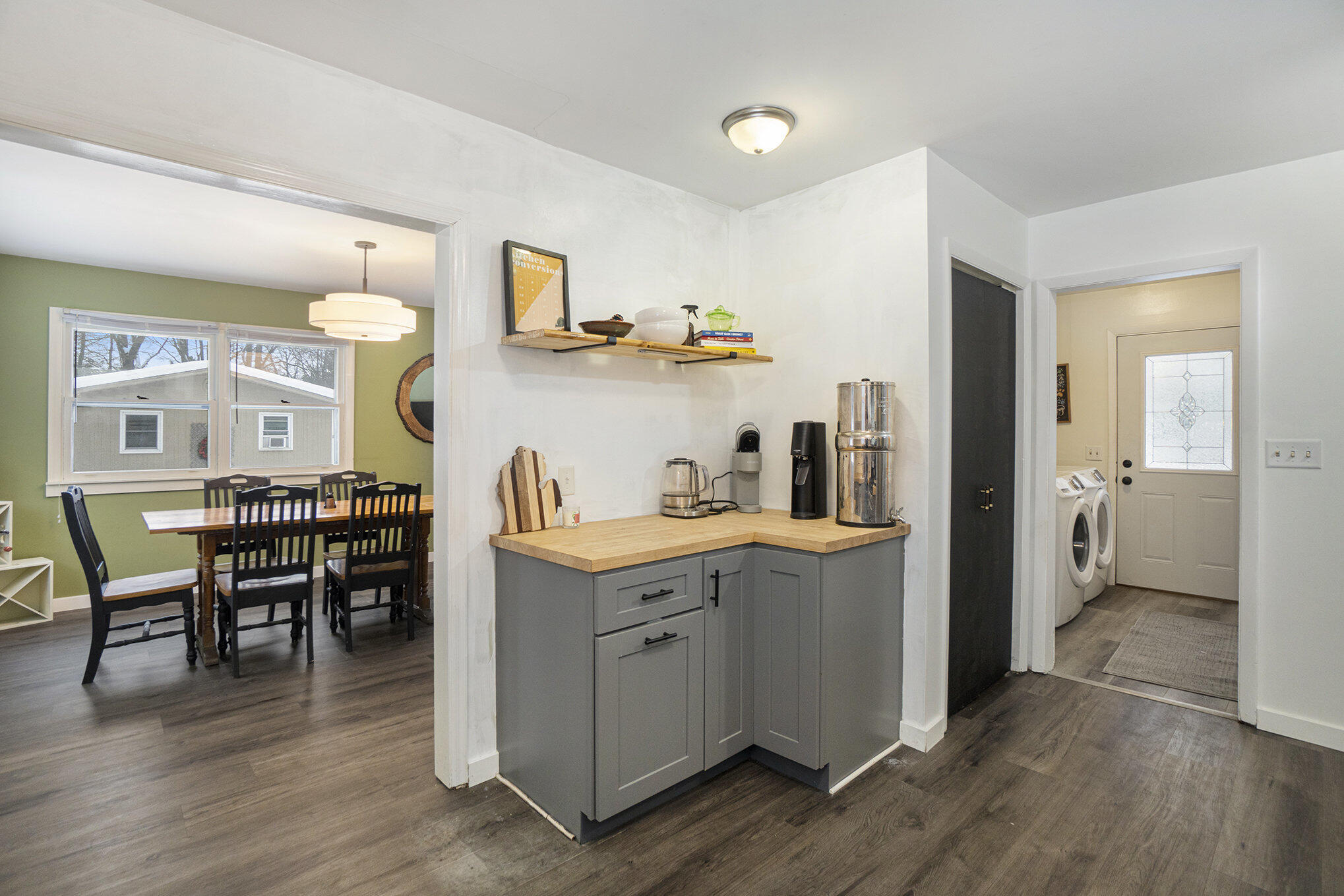 18689 West Spring Lake Road Spring Lake, MI 49456 - Photo 10 of 27 011_dng09658_490