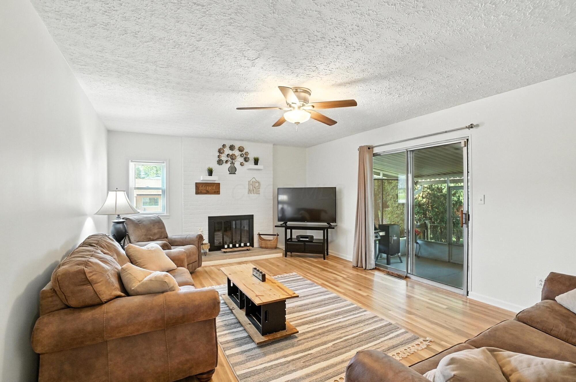 311 North Hamilton Road Columbus, OH 43230 - Photo 12 of 45 015