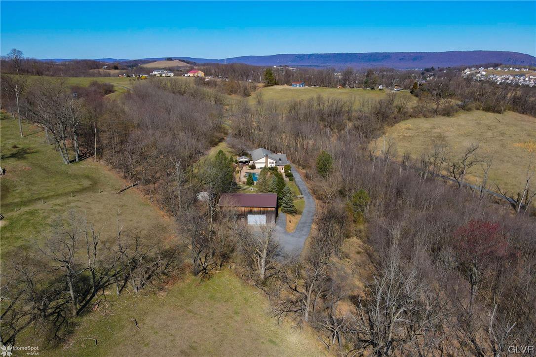 6339 Riverview Road Slatington, PA 18080 - Photo 6 of 41 Gallery Image 6
