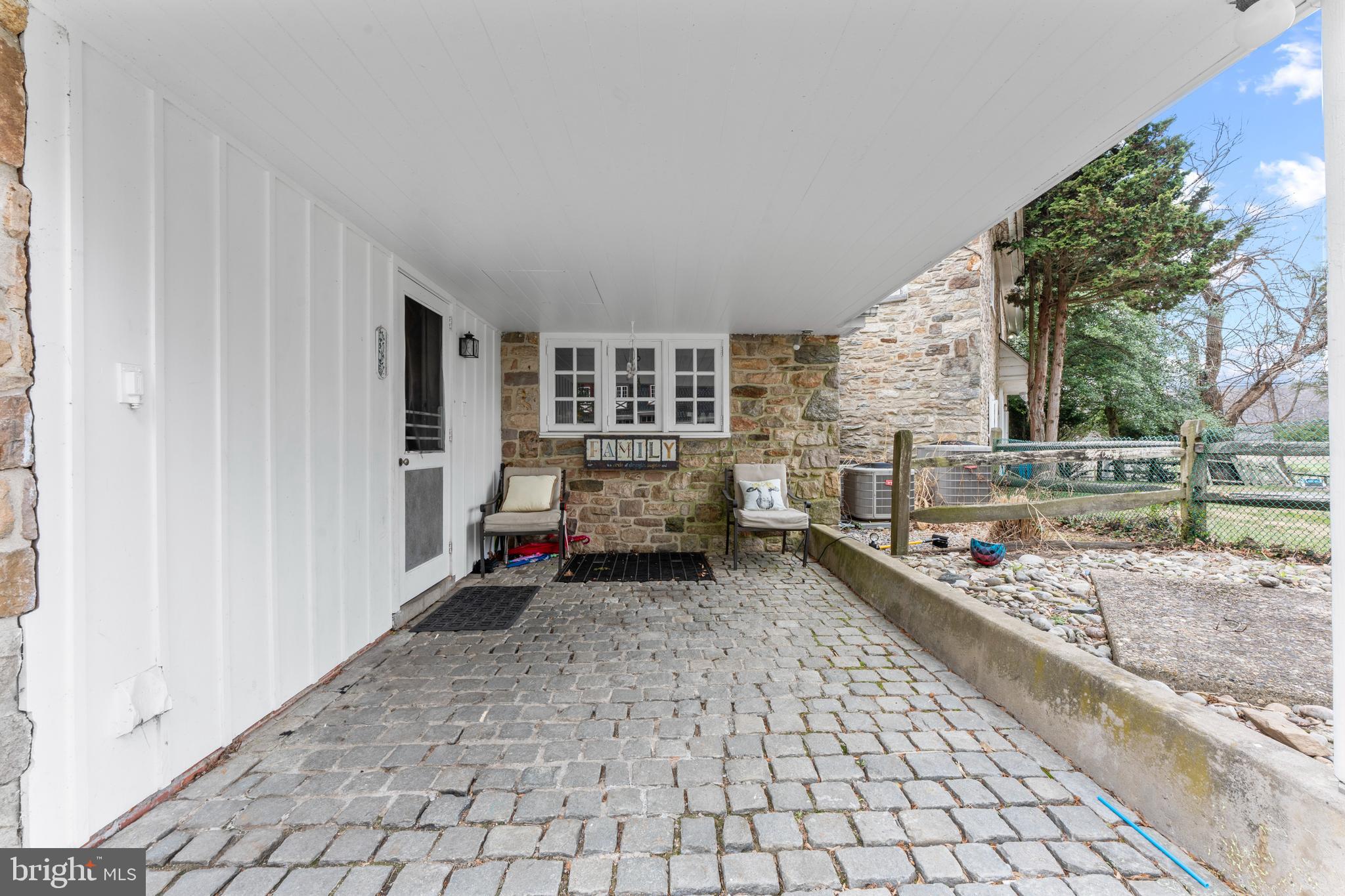 2141 Paper Mill Road Huntingdon Valley, PA 19006 - Photo 10 of 58