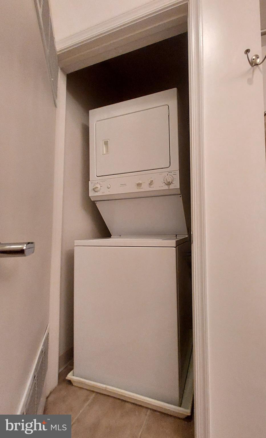 8045 Newell Street, Unit 222 Silver Spring, MD 20910 - Photo 9 of 16 Gallery Image 9