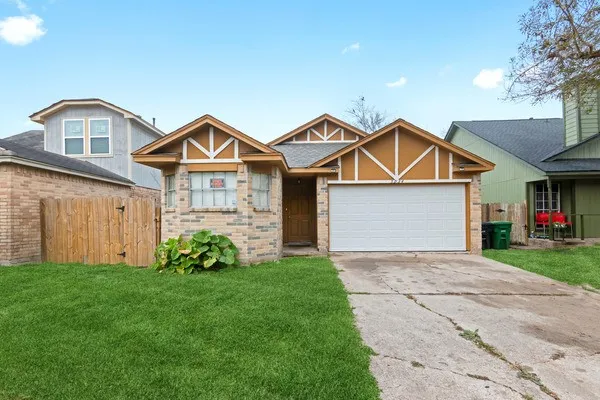 $189,900 | 5934 Beaconridge Drive, Houston, TX 77053