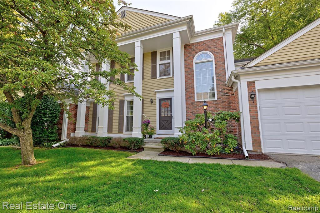 1245 Candlestick Lane, Unit 113 Rochester Hills, MI 48306 - Photo 6 of 74 Gallery Image 6