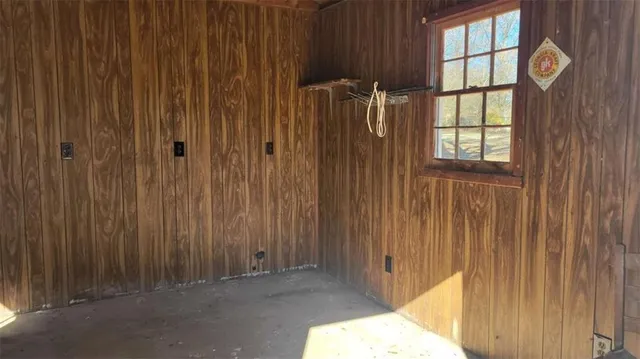 $1,400 | 130 Bowman Road, Lindale, GA 30147