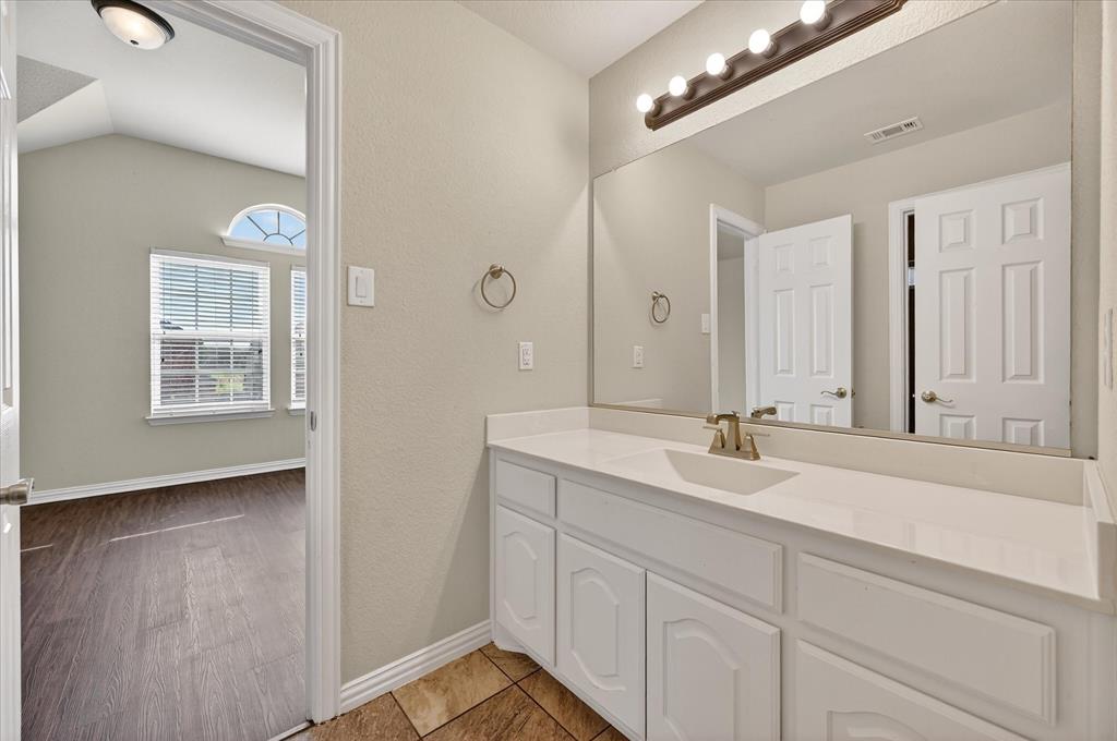 9821 Nolina Road Fort Worth, TX 76177 - Photo 29 of 40