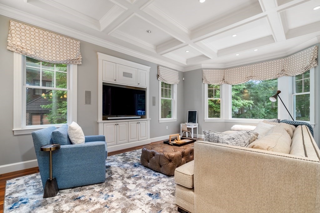 70 White Oak Road Newton, MA 02468 - Photo 13 of 41