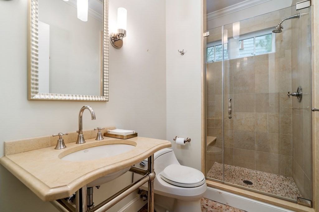 70 White Oak Road Newton, MA 02468 - Photo 14 of 41