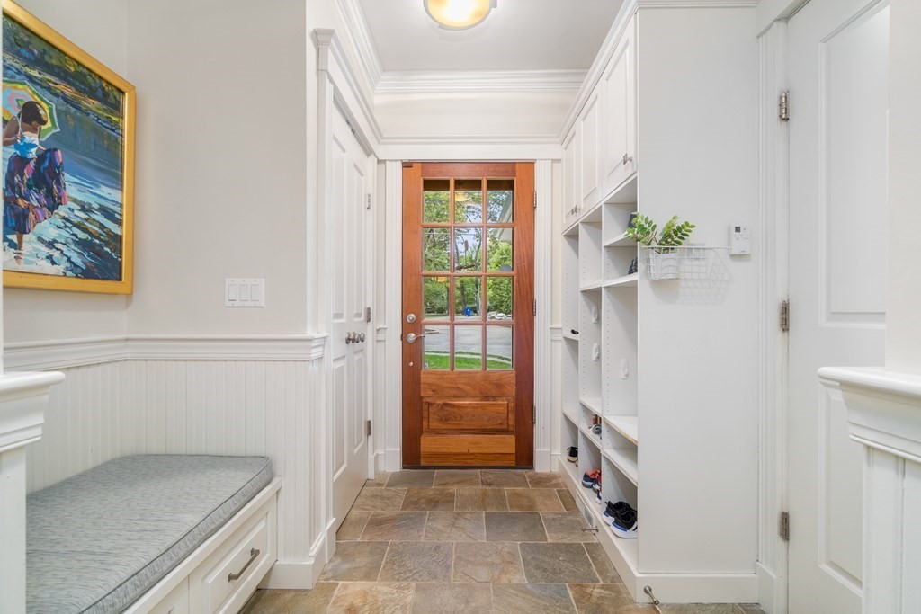 70 White Oak Road Newton, MA 02468 - Photo 16 of 41