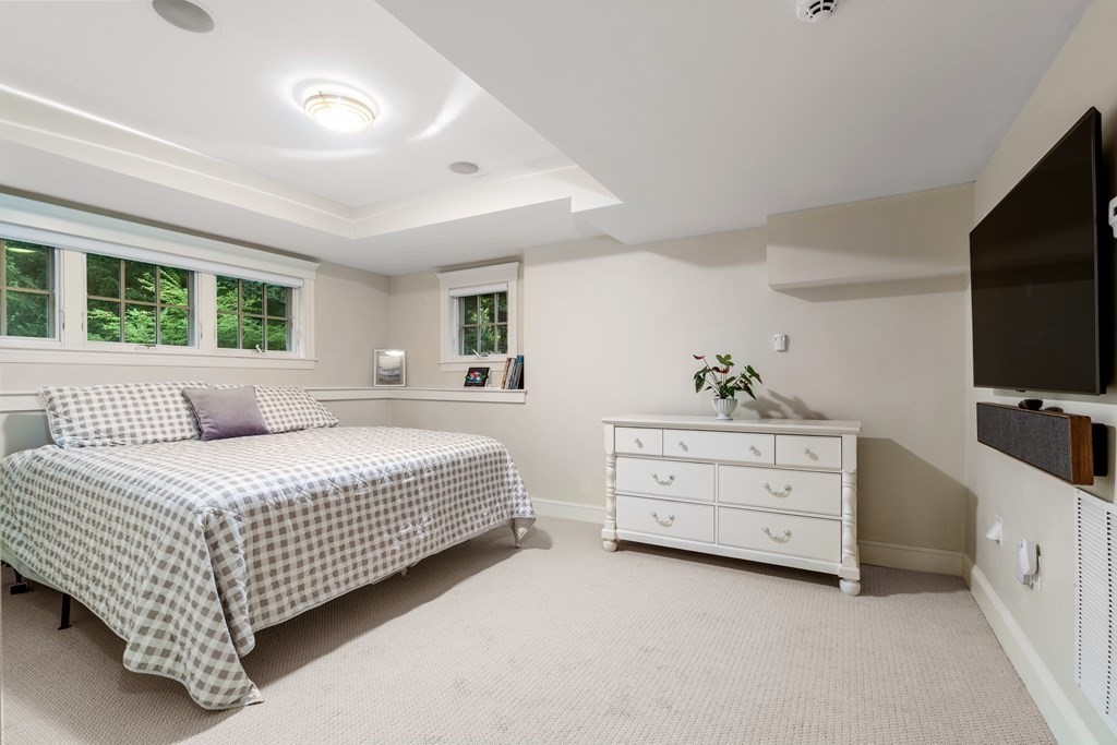 70 White Oak Road Newton, MA 02468 - Photo 30 of 41