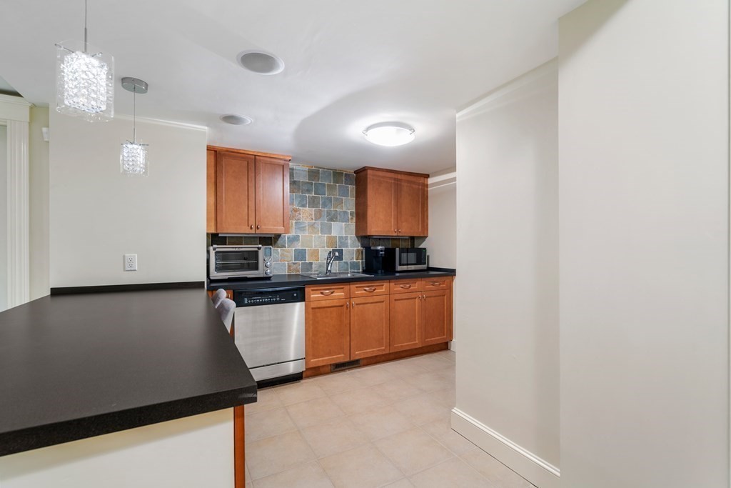 70 White Oak Road Newton, MA 02468 - Photo 31 of 41