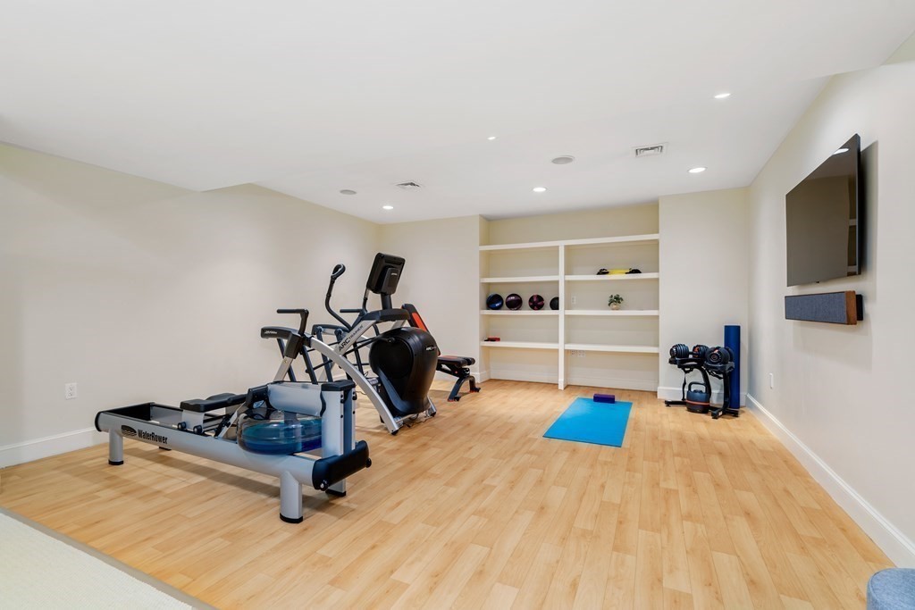 70 White Oak Road Newton, MA 02468 - Photo 32 of 41