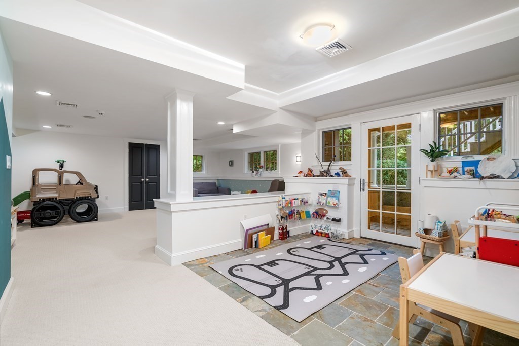 70 White Oak Road Newton, MA 02468 - Photo 33 of 41