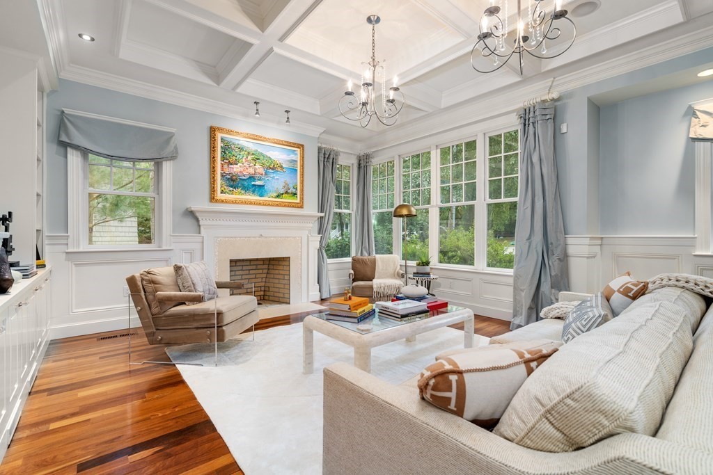 70 White Oak Road Newton, MA 02468 - Photo 4 of 41