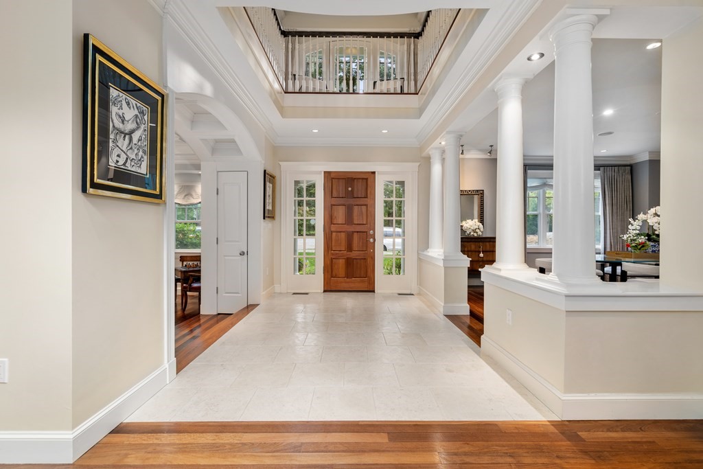 70 White Oak Road Newton, MA 02468 - Photo 6 of 41