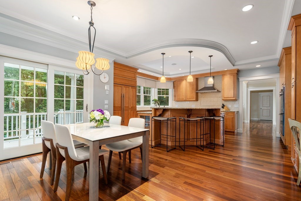 70 White Oak Road Newton, MA 02468 - Photo 10 of 41