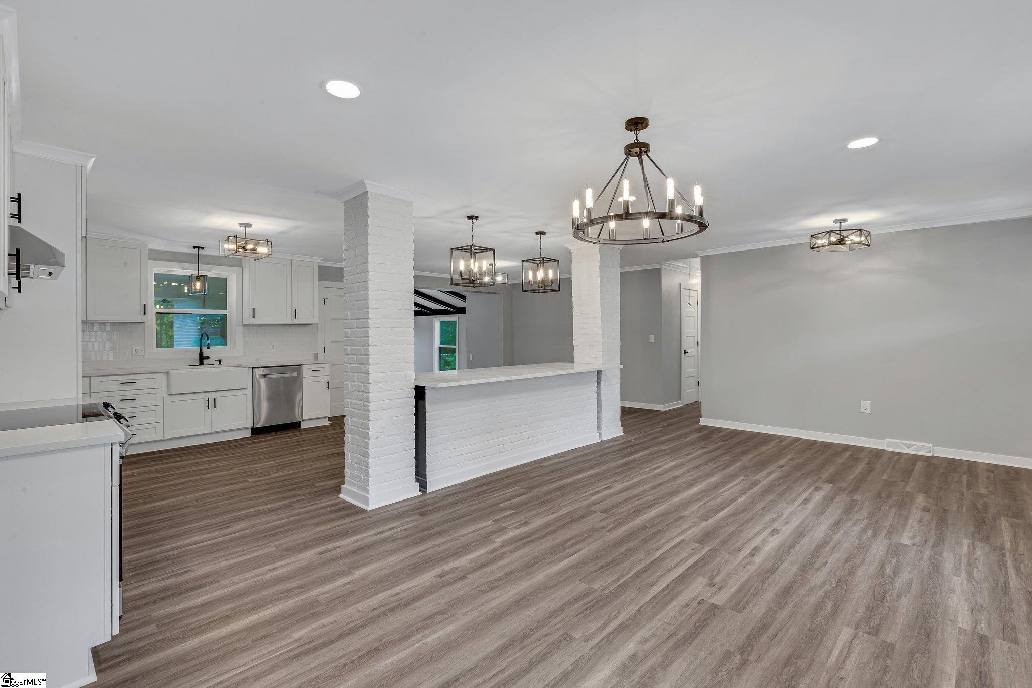 181 State Rd S-30-483 Clinton, SC 29325 - Photo 14 of 47