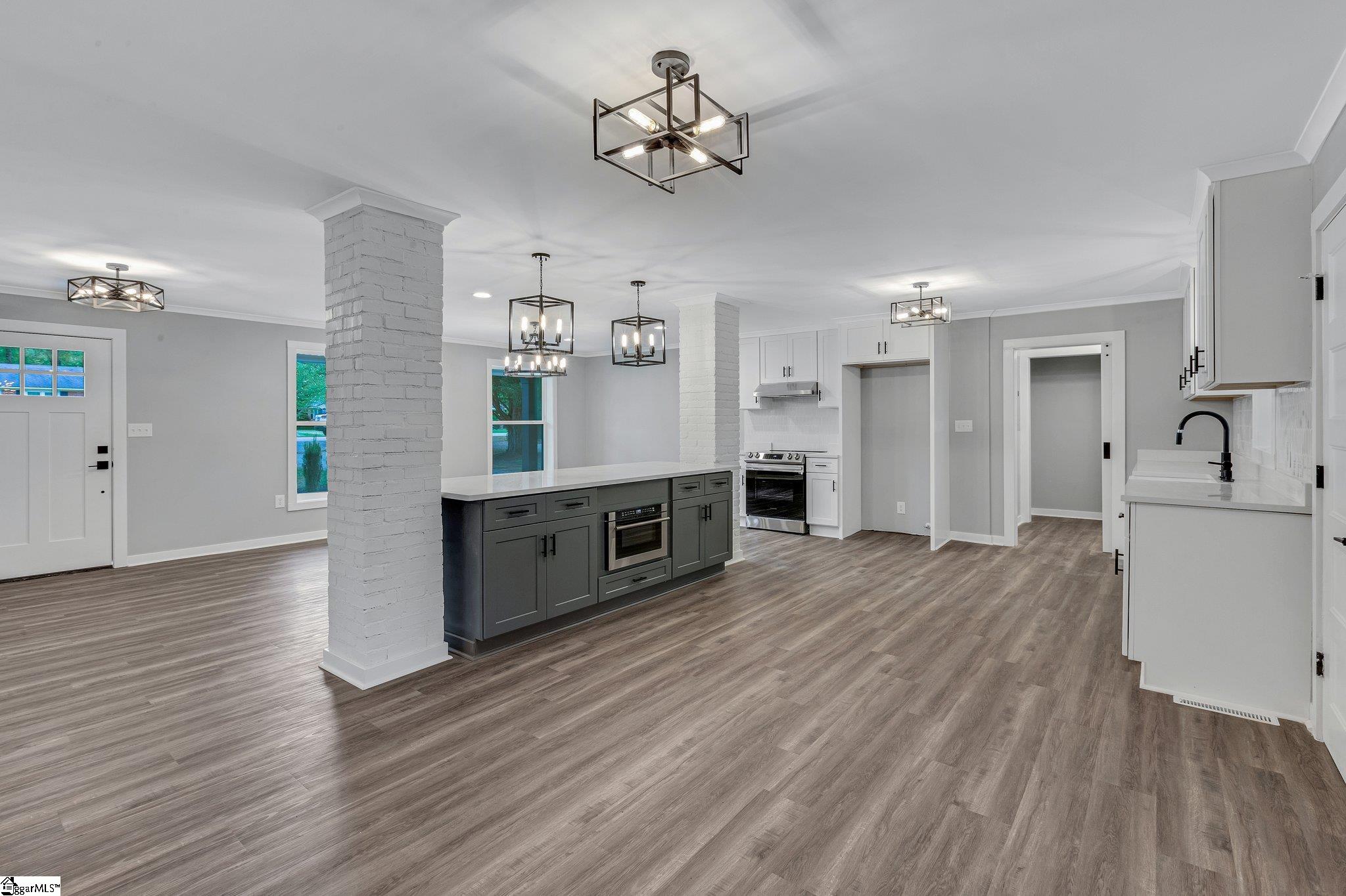 181 State Rd S-30-483 Clinton, SC 29325 - Photo 16 of 47