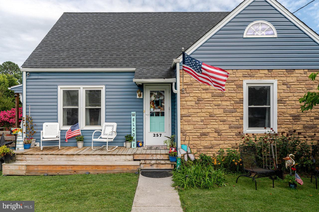 257 Center Street Timberville, VA 22853 - Photo 57 of 73 a front view of house with yard