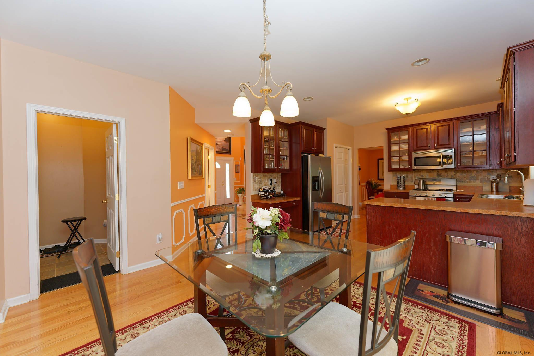 42 Trotter Road Bethlehem, NY 12158 - Photo 22 of 57 Photo 27